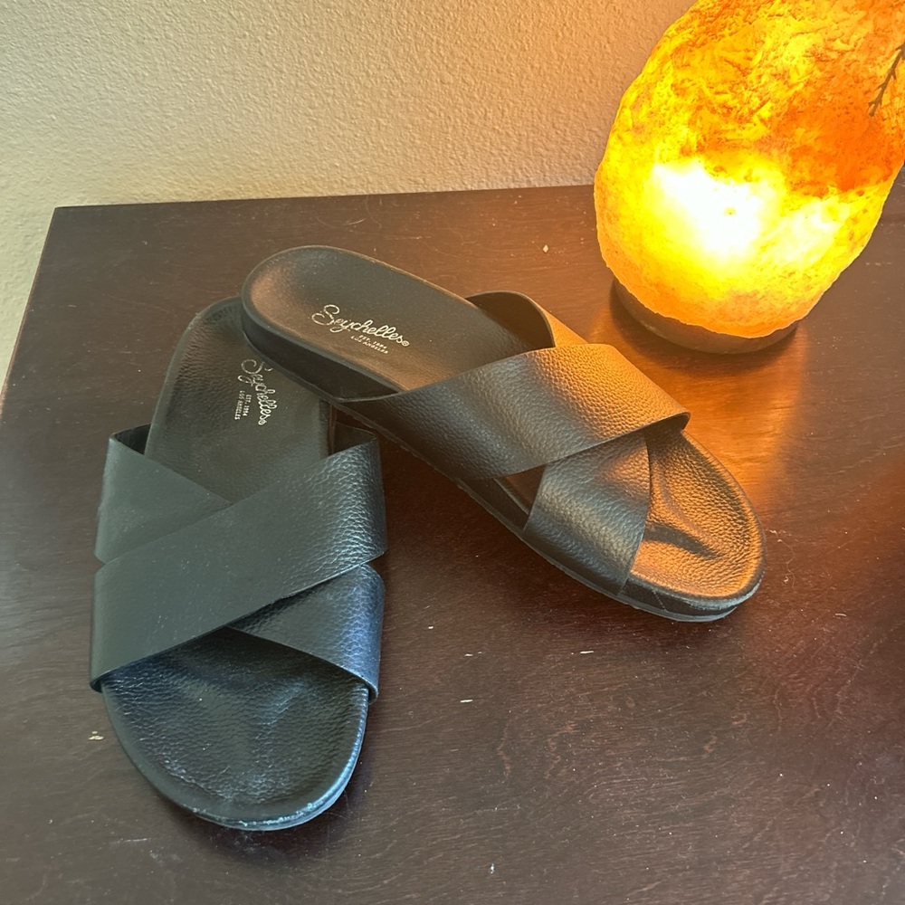Seychelles Black Sandals